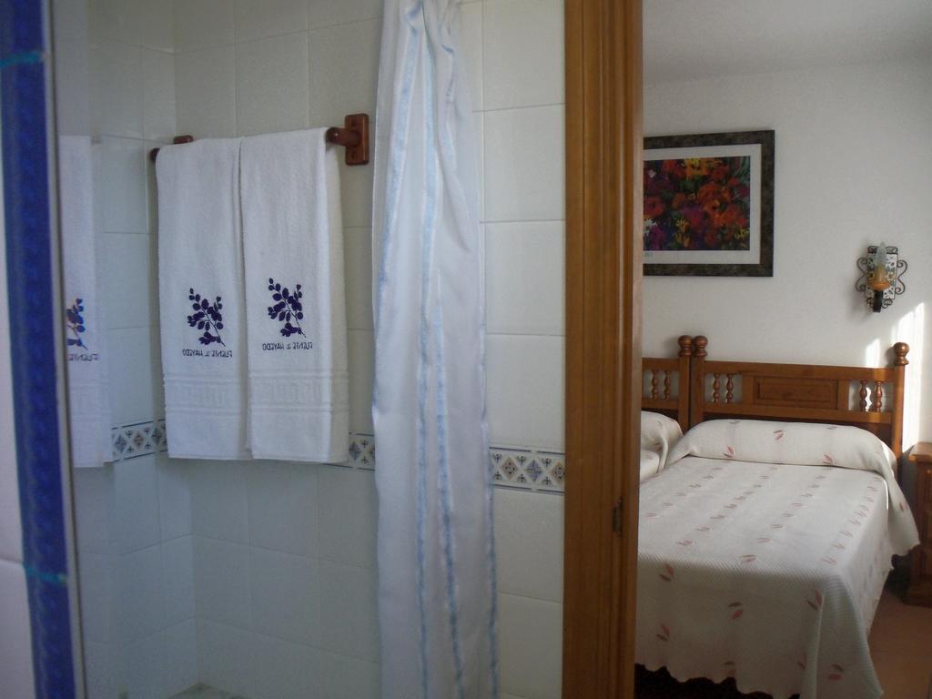 Fuente El Hayedo Otel San Vicente De La Barquera Oda fotoğraf